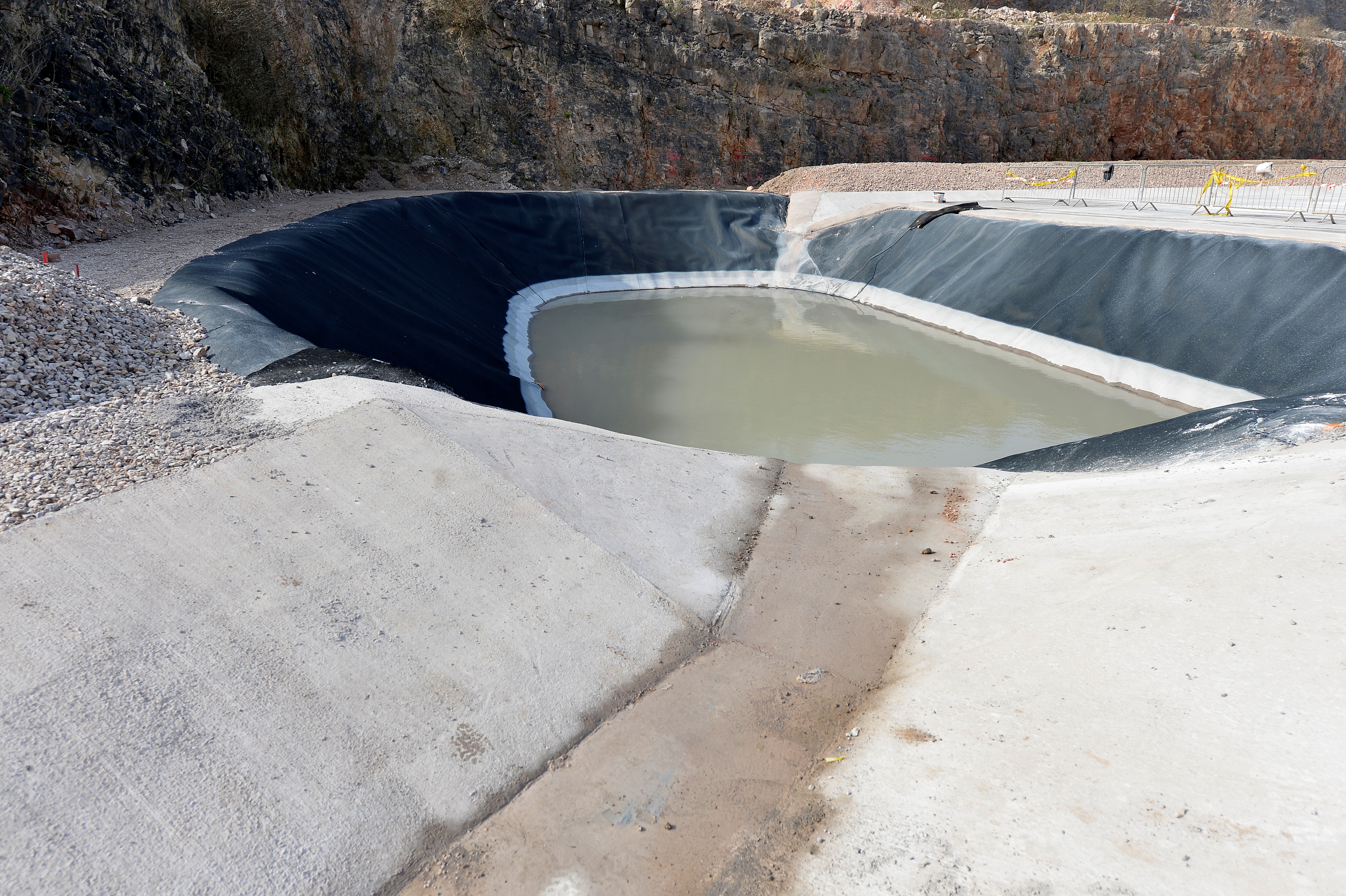 Reinforced Concrete Slabs - Welcome to DXI